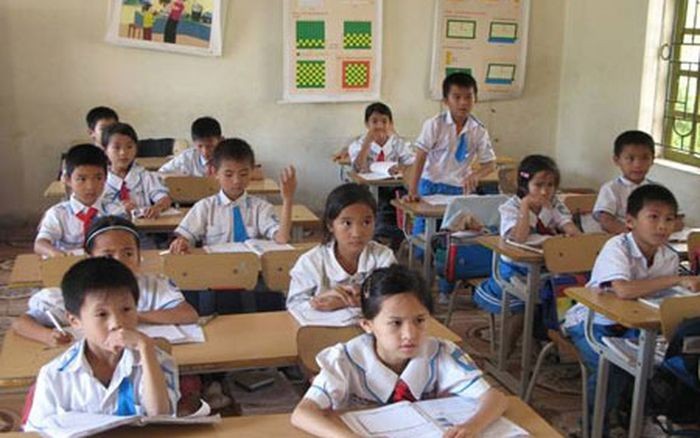 Lớp trưởng gương mẫu luôn được thầy cô và bạn bè yêu mến