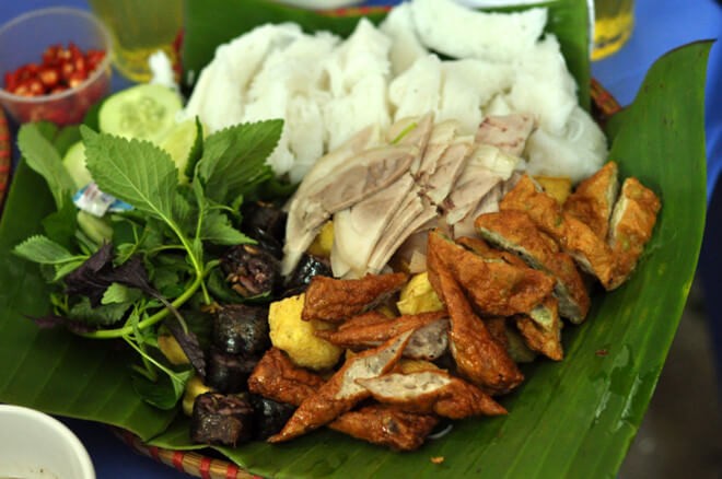 Bún đậu mắm tôm Hàng Khay, món ăn dân dã mà hấp dẫn