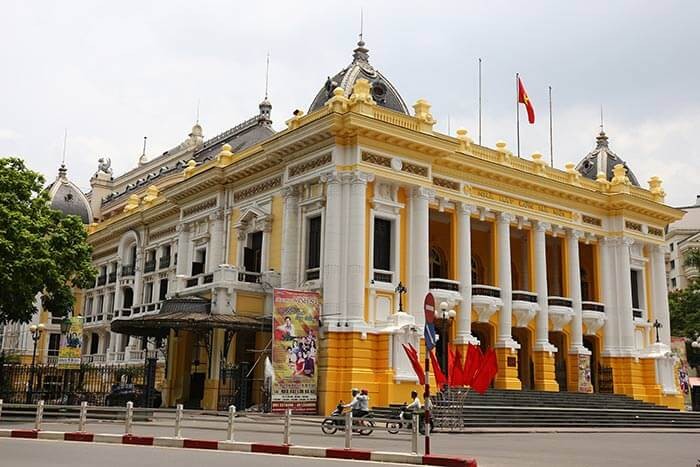 Nhà hát lớn Hà Nội, kiến trúc Pháp cổ điển tráng lệ