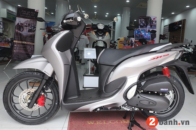 Xe tải nặng Hyundai HD320 đầu kéo