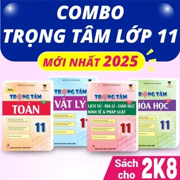 Một Chồng Sách Toán Lý Hóa Được Sắp Xếp Ngăn Nắp Trên Kệ Sách