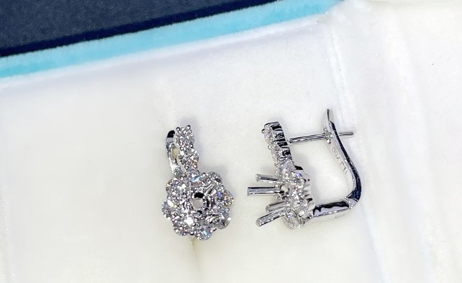 Cách phân biệt vàng ý 18k thật giả