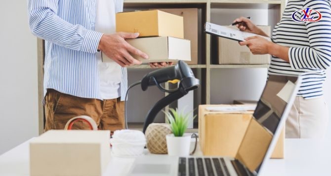 đóng hàng gửi bưu điện