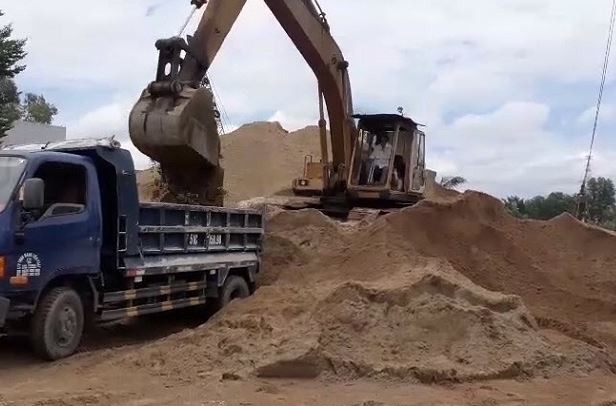 Giá cát xây dựng
