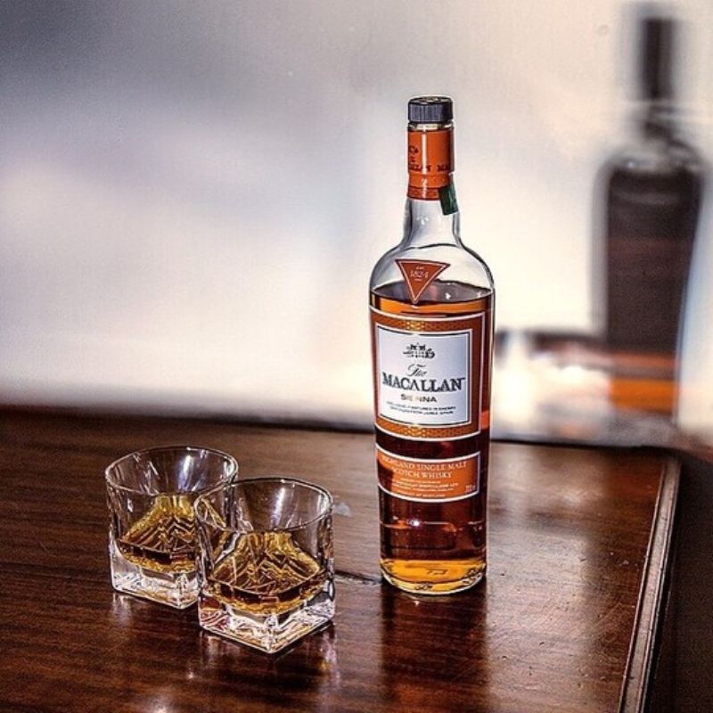 Macallan 1824 Sienna - Sự phá cách đầy quyến rũ