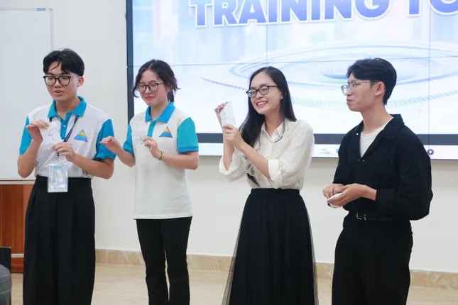 Đối diện với khó khăn là cách làm của những người dũng cảm ảnh 3