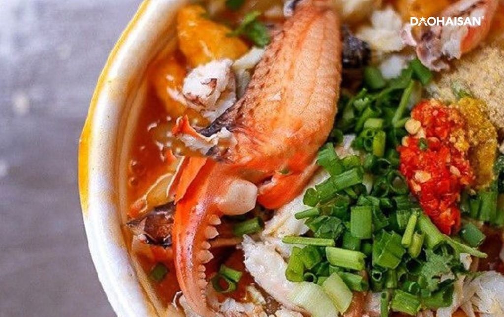 Bánh canh cua gạch hấp dẫn