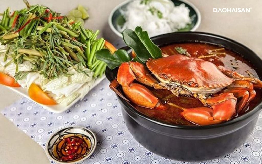 Lẩu cua gạch ấm cúng
