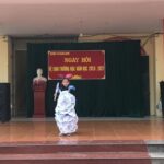 Trang phục tái chế từ giấy báo