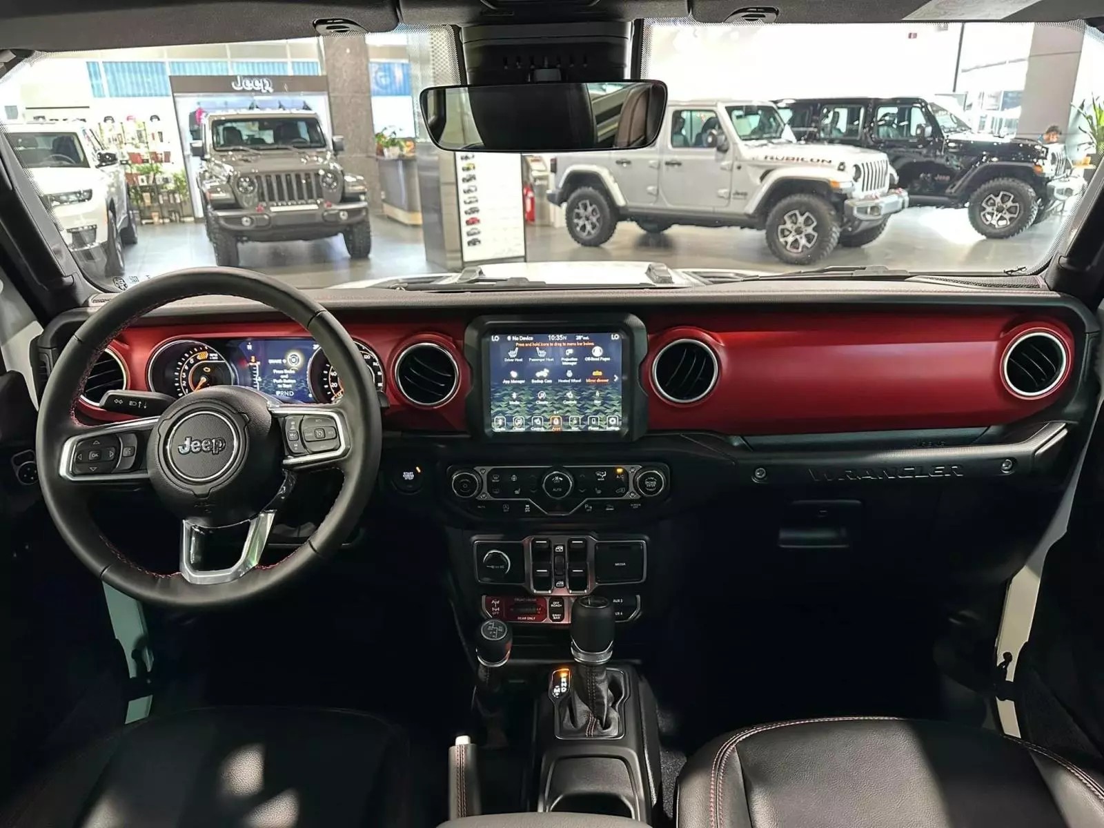 Ná»™i tháº¥t xeÂ Jeep Wrangler.