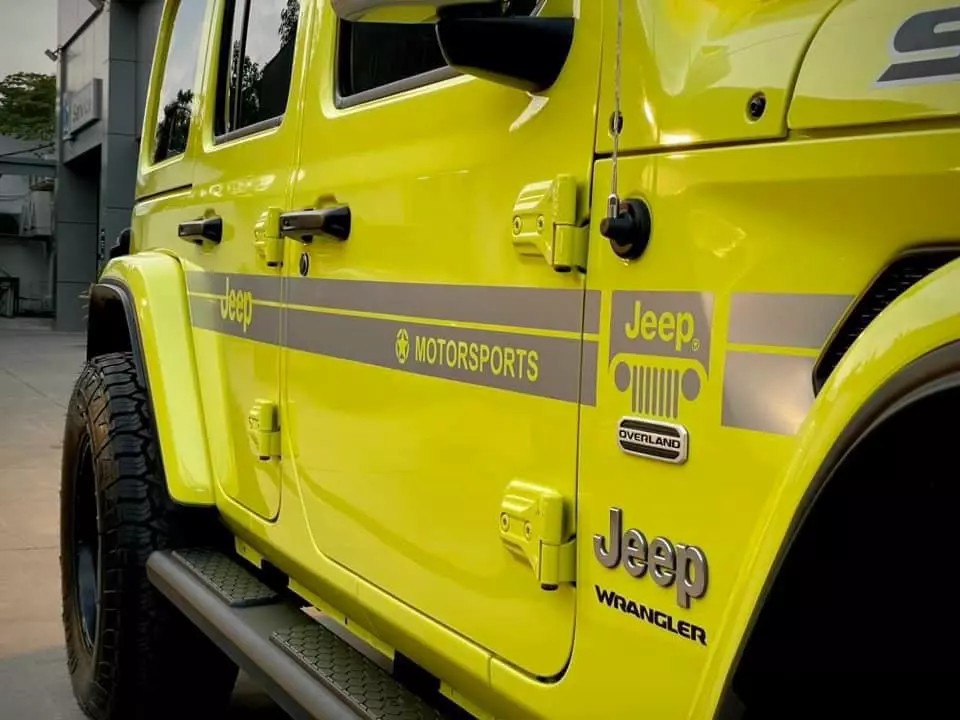 ThÃ¢n xe Jeep Wrangler.
