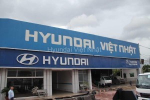 Hình ảnh sự kiện Việt Nhật trở thành đại lý chính thức xe tải nhẹ Hyundai và xe khách County Bus năm 2011