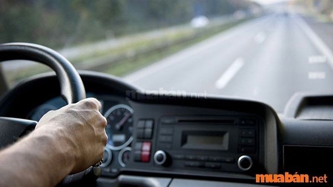 Szybkie i rzetelne poszukiwanie pracy kierowcy ciężarówki w Dystrykcie 9 na platformach rekrutacyjnych online.