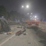 Xe đầu kéo tông sập barie chắn ngang hầm chui ngã tư Vũng Tàu- ảnh 1.