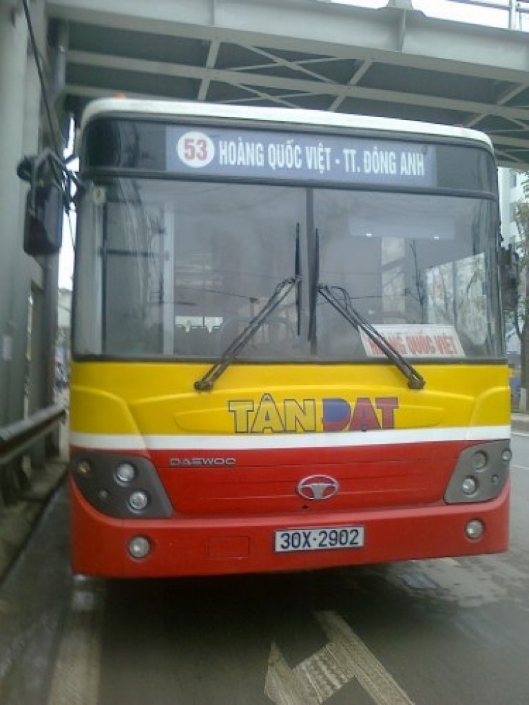 quang-cao-tren-xe-bus-tuyen-53