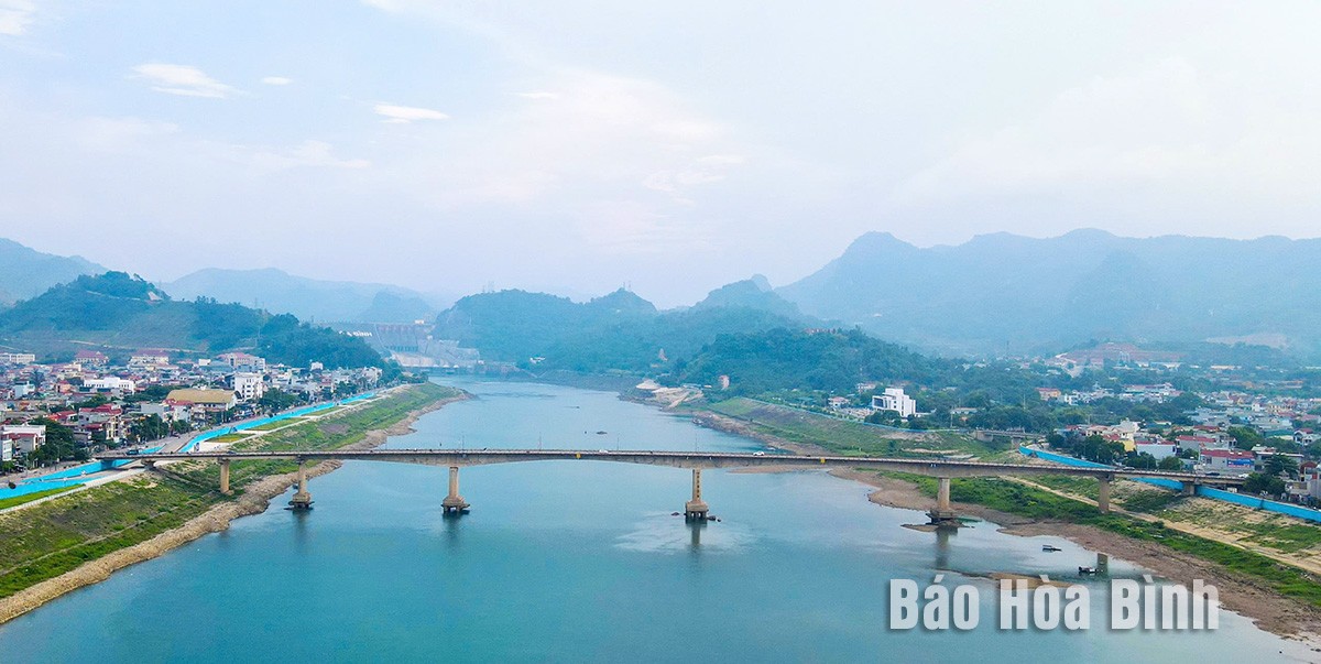 Cầu Hòa Bình