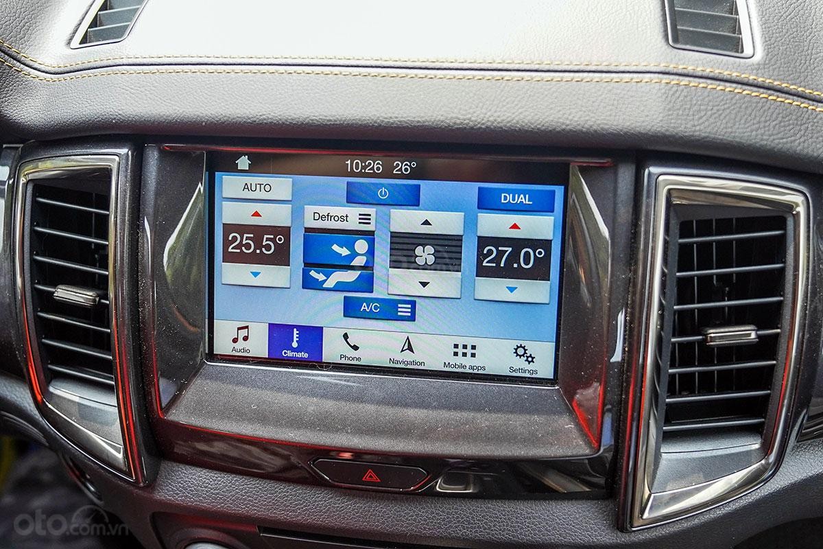Ecrã tátil central de 8 polegadas com SYNC 3 integrado no Ford Ranger Wildtrak 4x4 2019