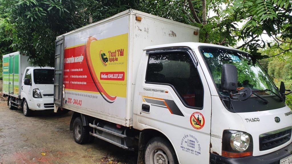 Xe tải chở hàng tại Nghệ An