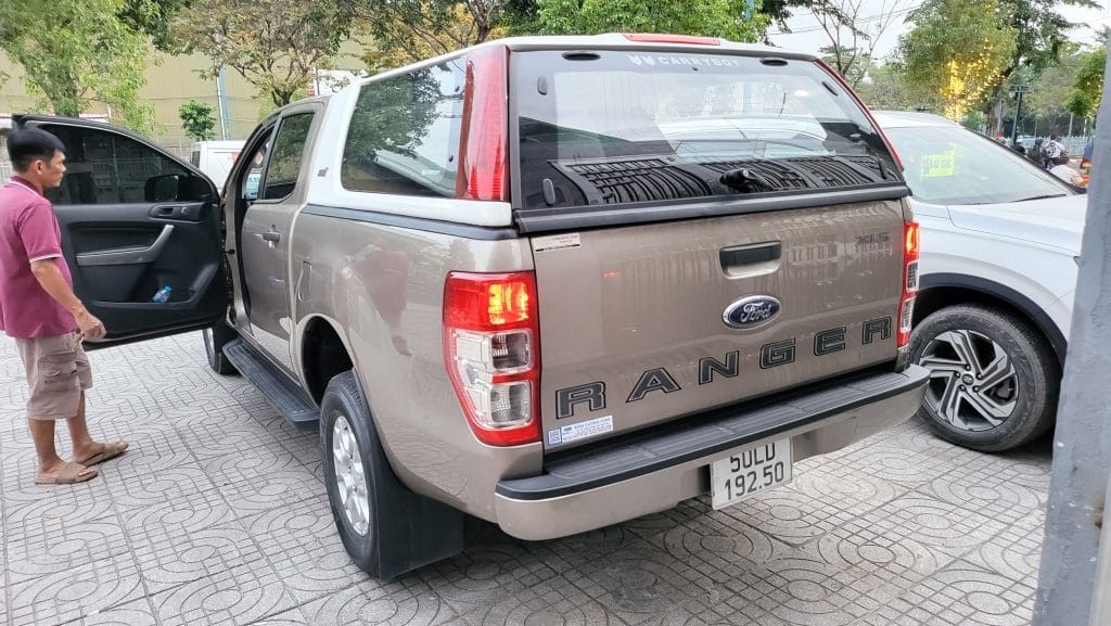 Nội thất xe bán tải