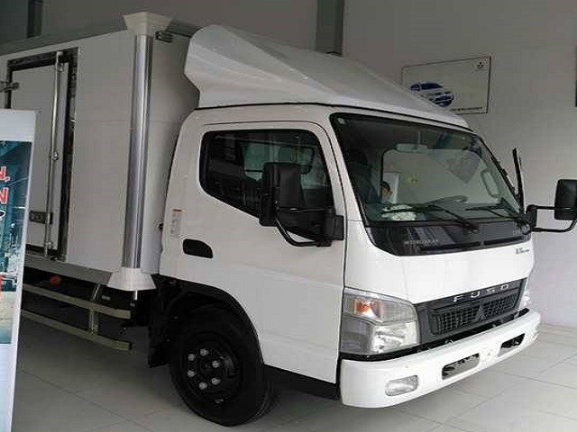 alt Mui lướt gió xe tải Mitsubishi giúp tăng tính thẩm mỹ