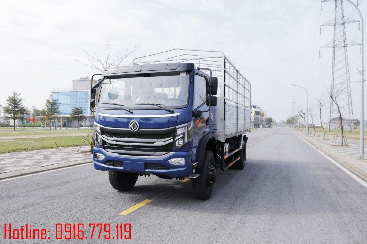 Xe tải thùng Trường Giang 6.8 tấn 2 cầu dầu mạnh mẽ