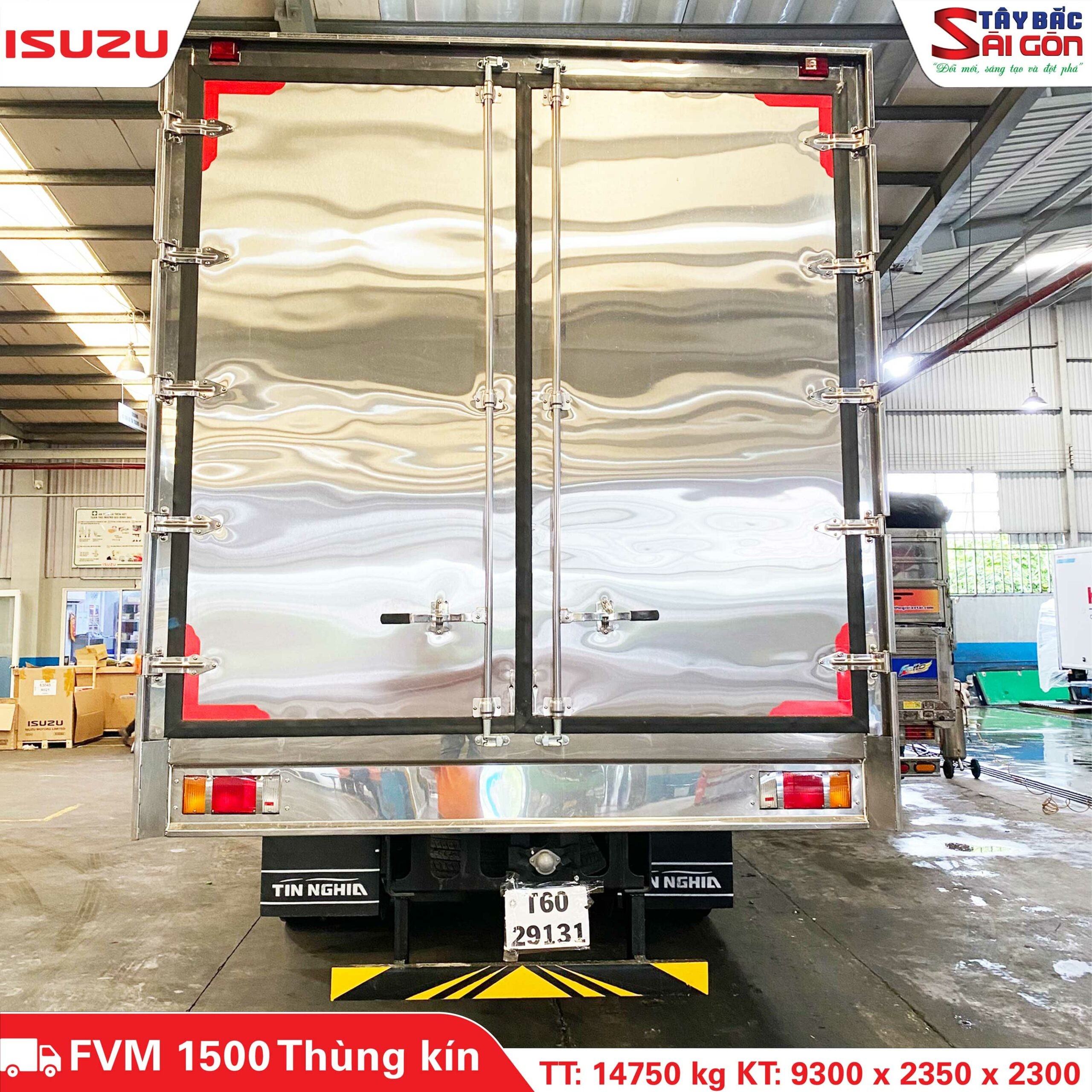 Xe tải Isuzu FVM1500 14,8 Tấn Thùng Kín