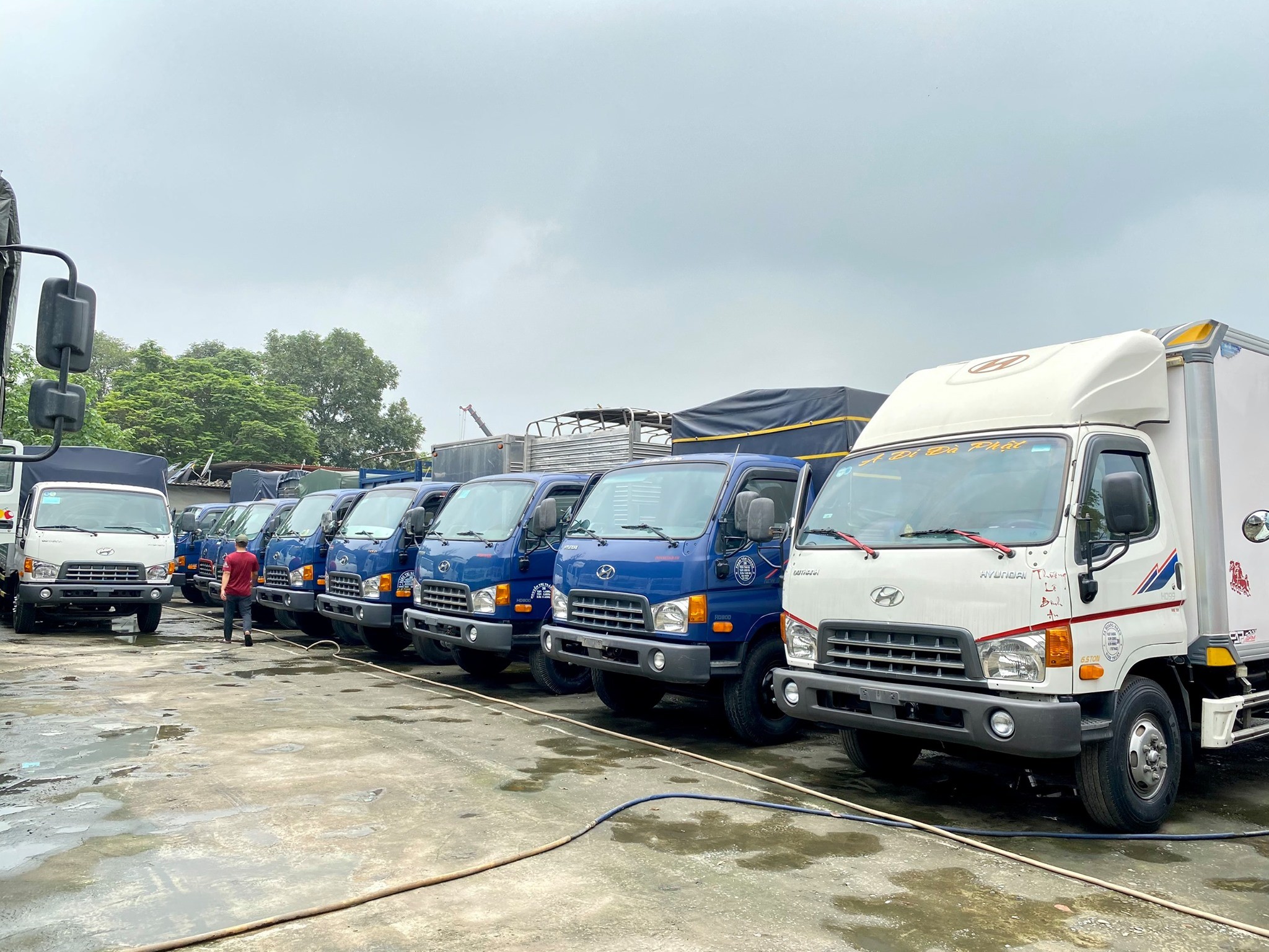 Thủ tục mua xe bán tải cũ trả góp