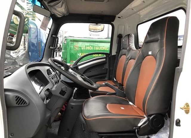 Cabin xe tải Veam VT340 rộng rãi và tiện nghi