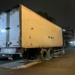 TP.HCM: Xe vượt tải cày nát nhiều tuyến đường quanh chợ đầu mối Bình Điền- Ảnh 5.