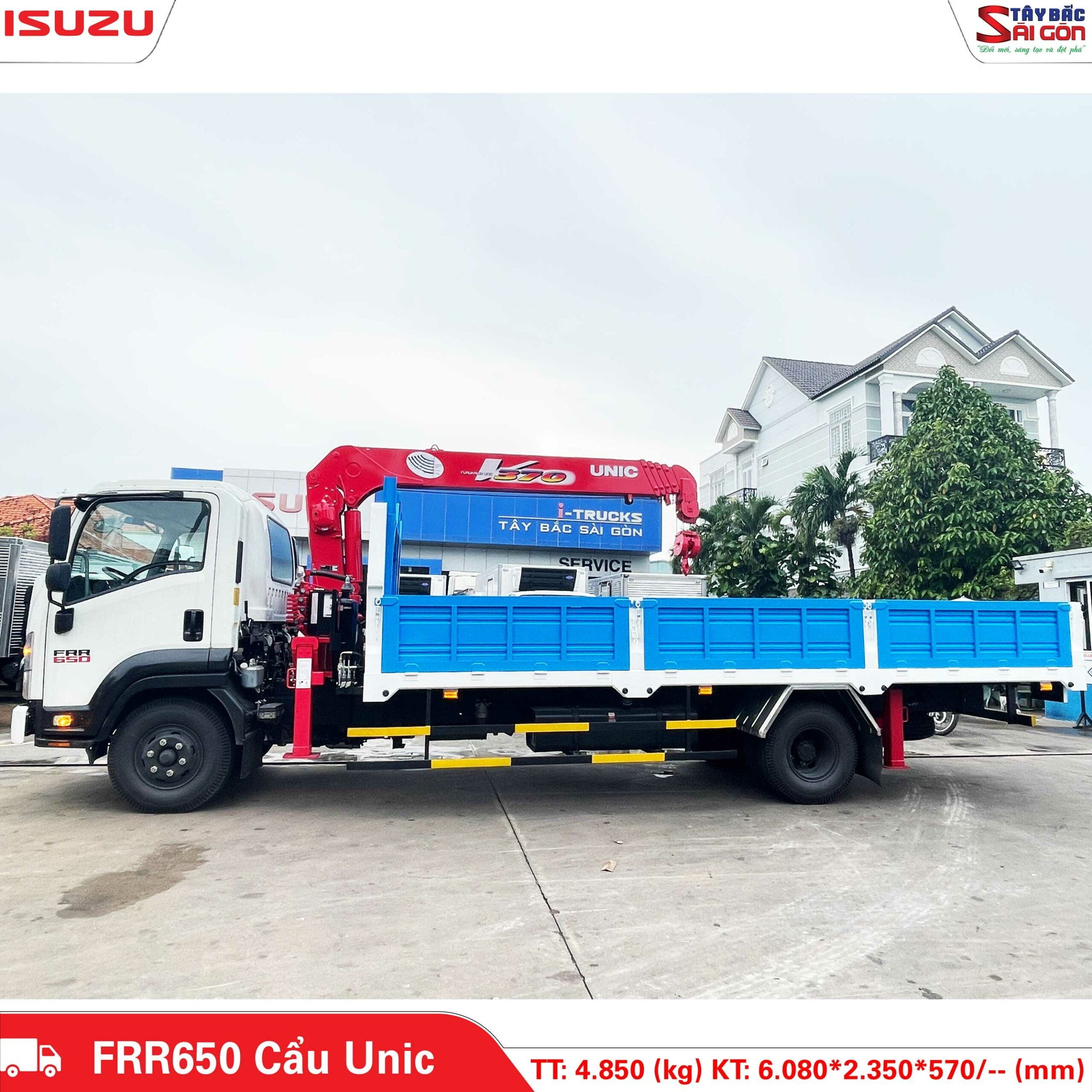 alt text: Xe tải Isuzu FRR650 xe cẩu Unic