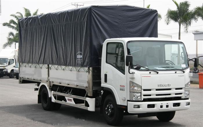 Ngoại thất xe tải Isuzu NPR85K