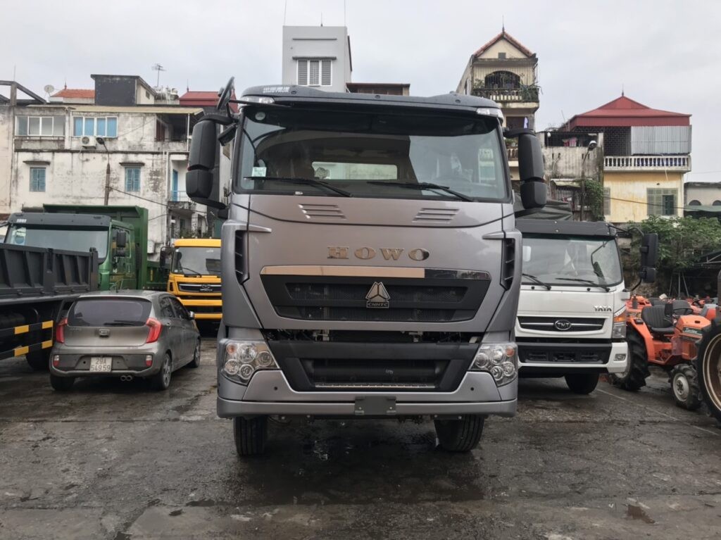 Hình ảnh xe tải Howo 4 chân cabin A7 2020