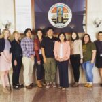 Những người ủng hộ SGVgreenways cùng Giám sát viên Hilda Solis
