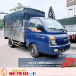 alt text: Cận cảnh đèn pha và mặt trước xe tải Hyundai Porter 150