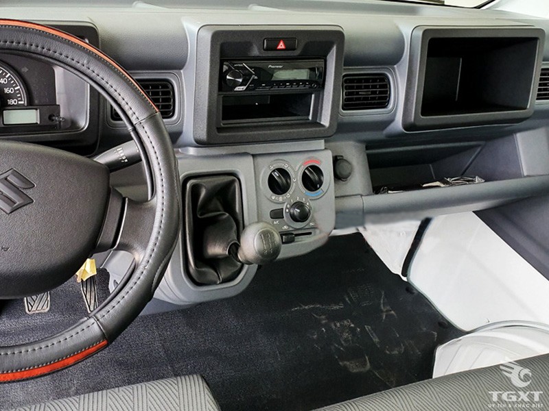 Bảng điều khiển xe tải Suzuki Carry Pro 2019