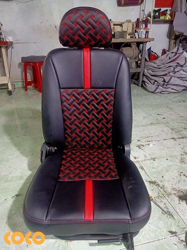 Cream-colored leather truck seat covers