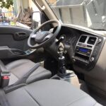 Nội thất bên trong cabin xe Hyundai H150.