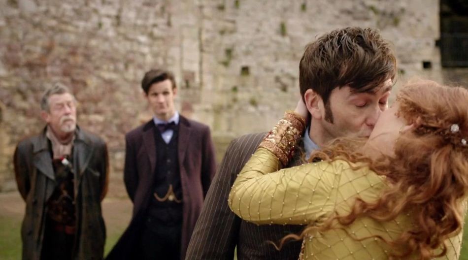 Hình ảnh hài hước về việc Nữ hoàng Elizabeth I giận dữ với Doctor thứ Mười trong The Day of the Doctor