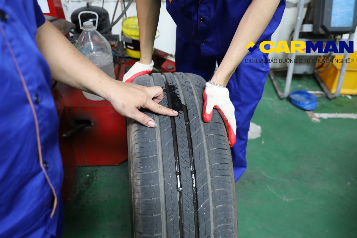 Xe Tải Mỹ Đình cam kết dịch vụ cứu hộ lốp xe tải chuyên nghiệp, uy tín