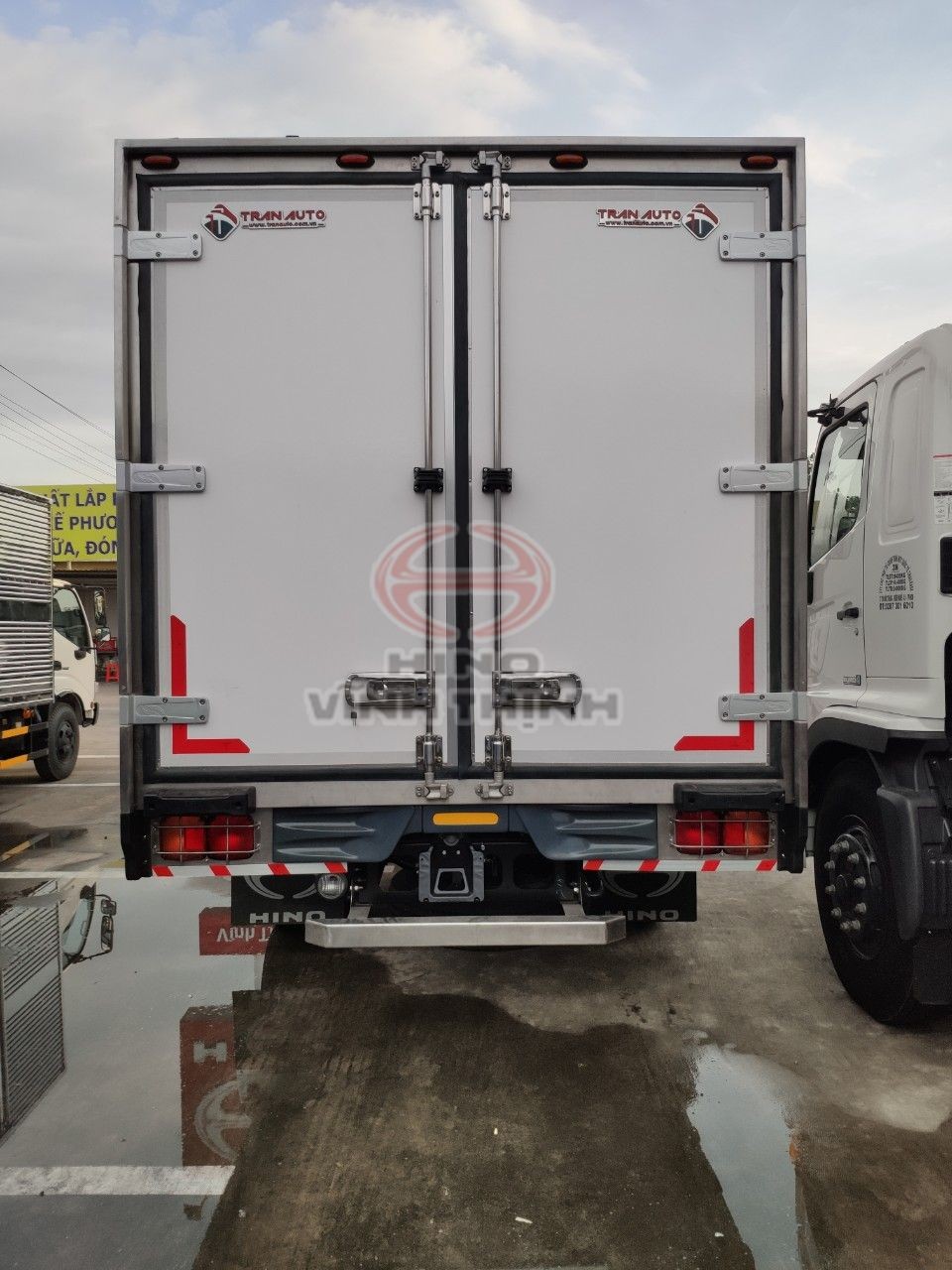 Thùng đông lạnh xe tải được thiết kế bởi Auto Trần