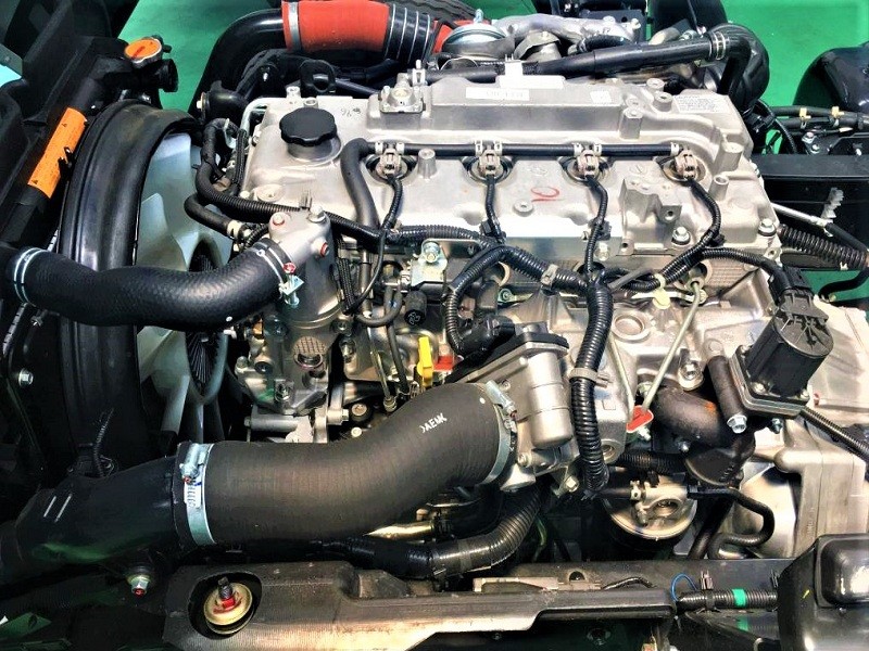 Động cơ xe tải lạnh Isuzu NQR75ME4 5T5
