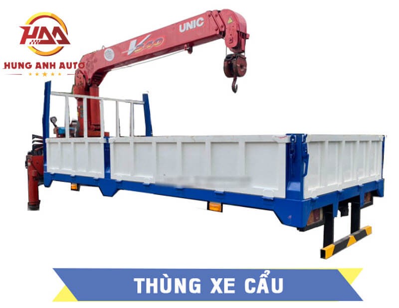 Đóng thùng xe tải gắn cẩu tự hành