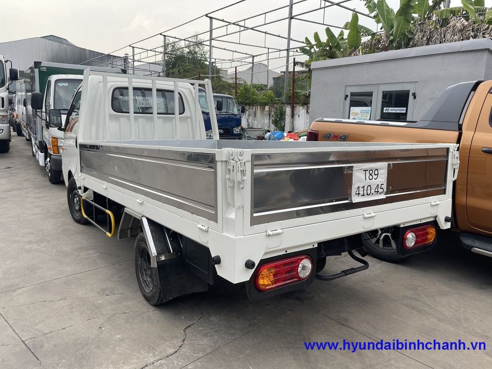 Cassone ribaltabile inox per veicolo commerciale Hyundai