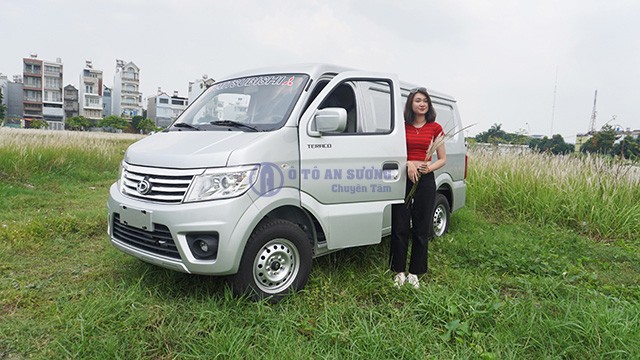 Xe tải van Tera V 945kg