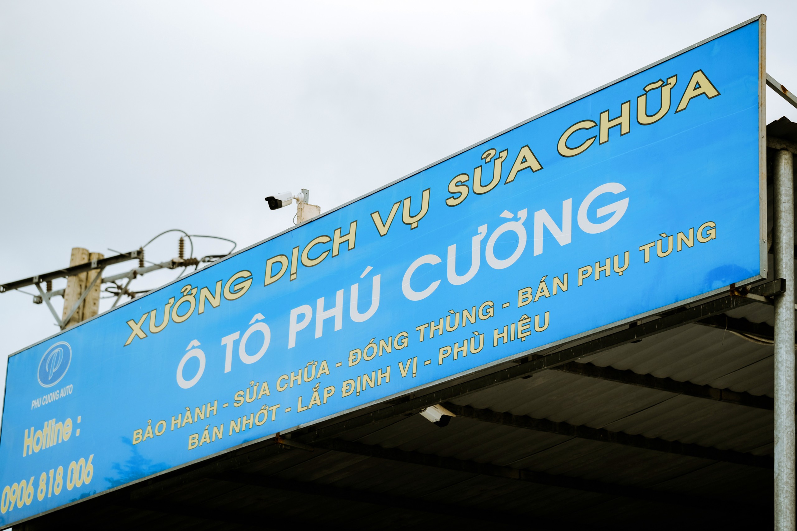 Showroom và xưởng dịch vụ Xe Tải Mỹ Đình