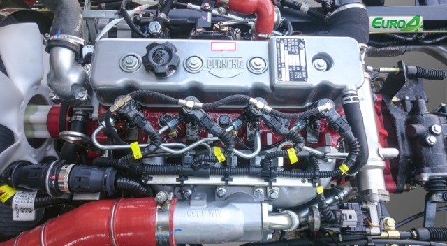 FD250_dongco.jpg