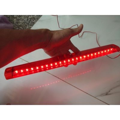 Đèn Thắng Của Nắp Thùng Xe Bán Tải: Tăng Cường An Toàn Và Cá Tính