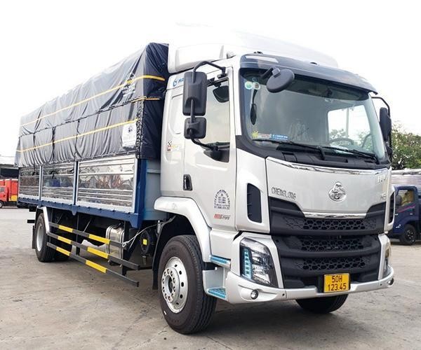 Giá bảo hiểm xe tải phụ thuộc vào loại xe và tải trọng
