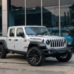 Giá xe Jeep Gladiator phiên bản Rubicon mạnh mẽ và cá tính.
