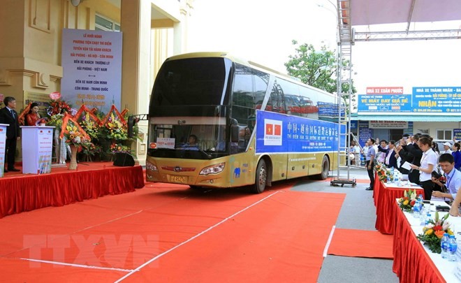 Tuyến đường vận tải cửa khẩu Xín Mần - Đô Long được bổ sung, tạo điều kiện cho xe tải chở hàng